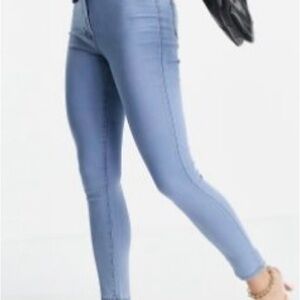Parisian Works Women's Skinny Jeans in Light Blue 
NWOT size 6 tall